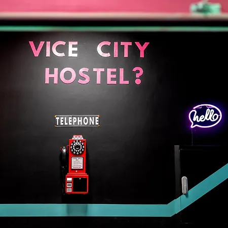 Vice Hostel *