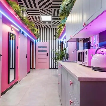 Hostel Vice *